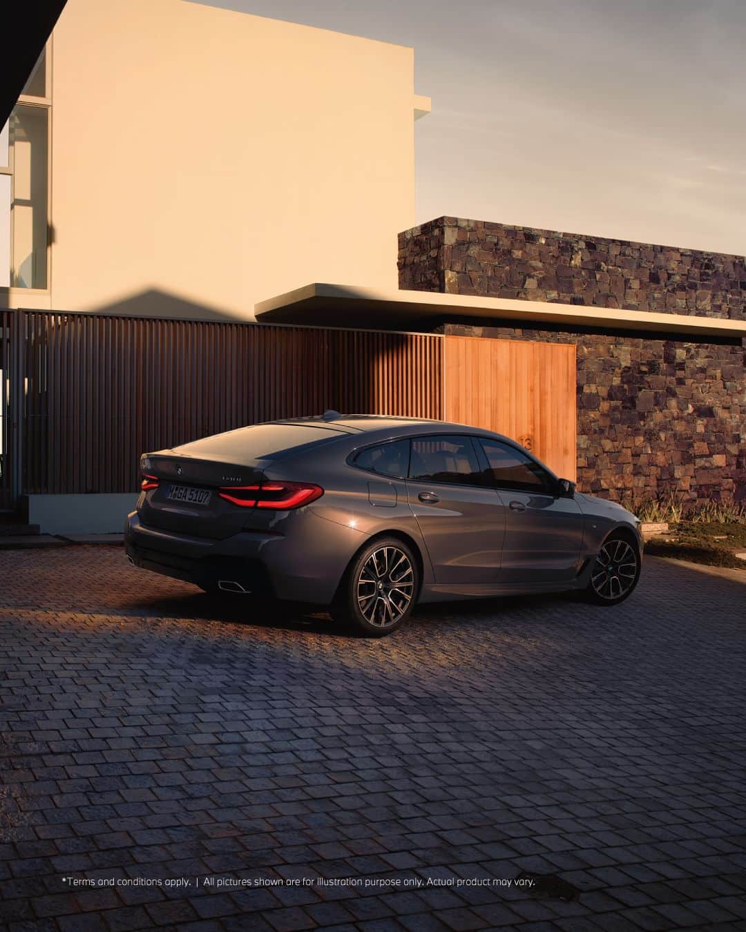 BMW Thailandのインスタグラム：「THE 6 Gran Turismo ยนตรกรรมที่ได้รับการผสมผสานอย่างลงตัวระหว่างความหรูหราและความสปอร์ต โดดเด่นด้วยเส้นสายของหลังคาสไตล์รถคูเป้ที่สร้างความสวยงามให้กับตัวรถยิ่งกว่าใคร มาพร้อมฟังก์ชันการใช้งานที่ครบครัน การตกแต่งที่สวยงามตั้งแต่ภายนอกจรดภายใน และสะดวกสบายด้วยห้องเก็บสัมภาระที่จุได้สูงสุดถึง 1,800 ลิตร  #BMW #BMWTH #JOYisBMW #สุนทรียภาพแห่งการขับขี่ #THE6」