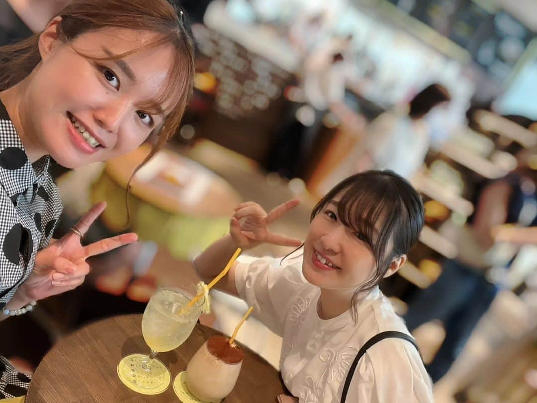 葉山いくみさんのインスタグラム写真 - (葉山いくみInstagram)「久しぶりに芳野由奈ちゃんとご飯したときの📷 話し足りなくてご飯してカフェしてカフェしたദി ᷇ᵕ ᷆ )  #芳野由奈 #葉山いくみ」11月15日 14時39分 - hayamaikumi