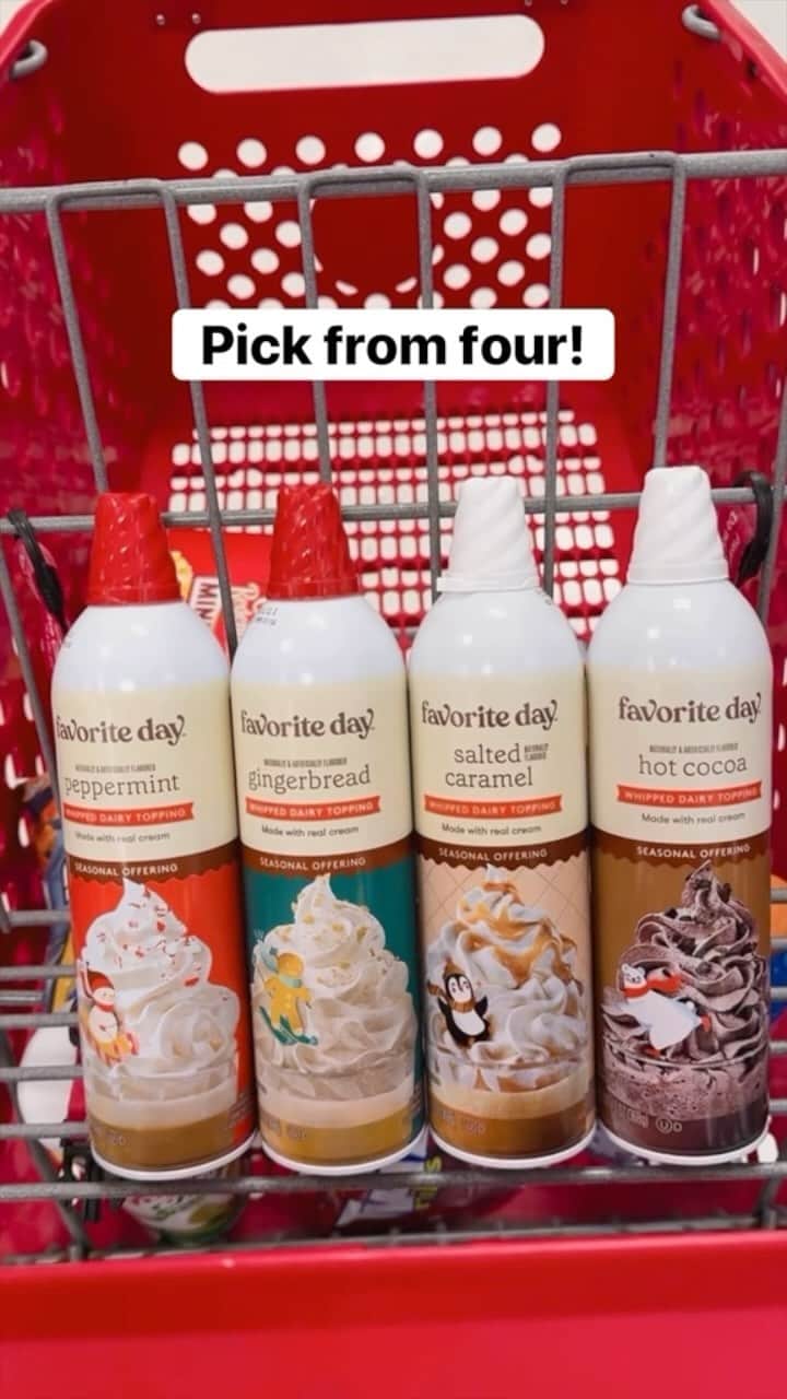 Targetのインスタグラム：「The reviews are in: gingerbread is it. Our holiday whipped cream is BACK! Also available in hot cocoa, salted caramel, peppermint, and marshmallow. 🤤🎄☕️  #favoriteday #target #targetholiday @targetgems」