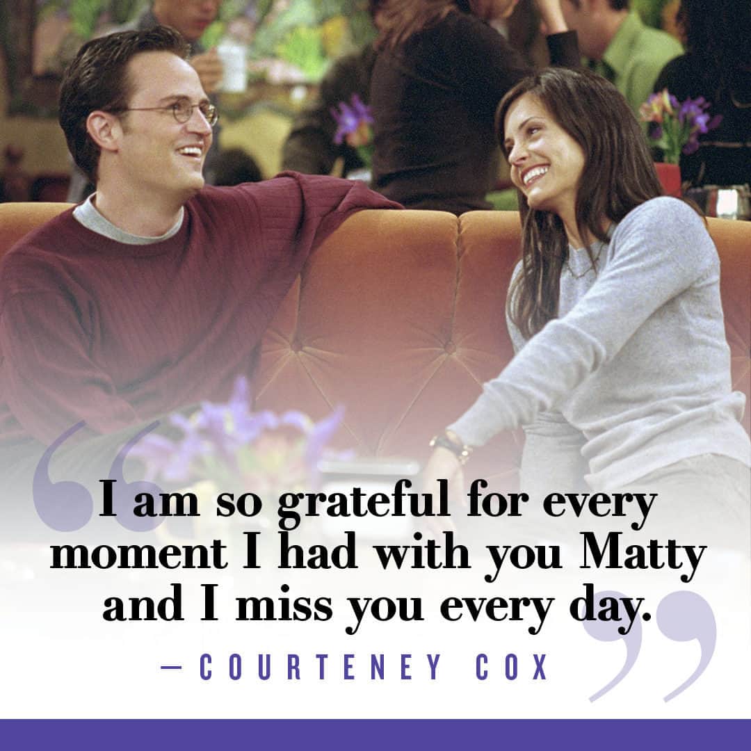 People Magazineのインスタグラム：「They'll always be Chandler and Monica. 🙏❤️ For Courteney Cox's full tribute to her friend, Matthew Perry, tap the link in bio. | 📷: NBC/Getty Images」