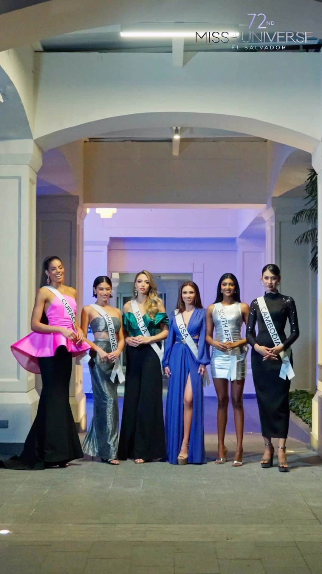 イリス・ミトゥネールのインスタグラム：「Preliminary Competition and National Costume show loading 🤩  Make sure to purchase your virtual tickets TODAY to be part of the action 🙌  #missuniverse #72ndmissuniverse #preliminarycompetition #nationalcostumeshow」