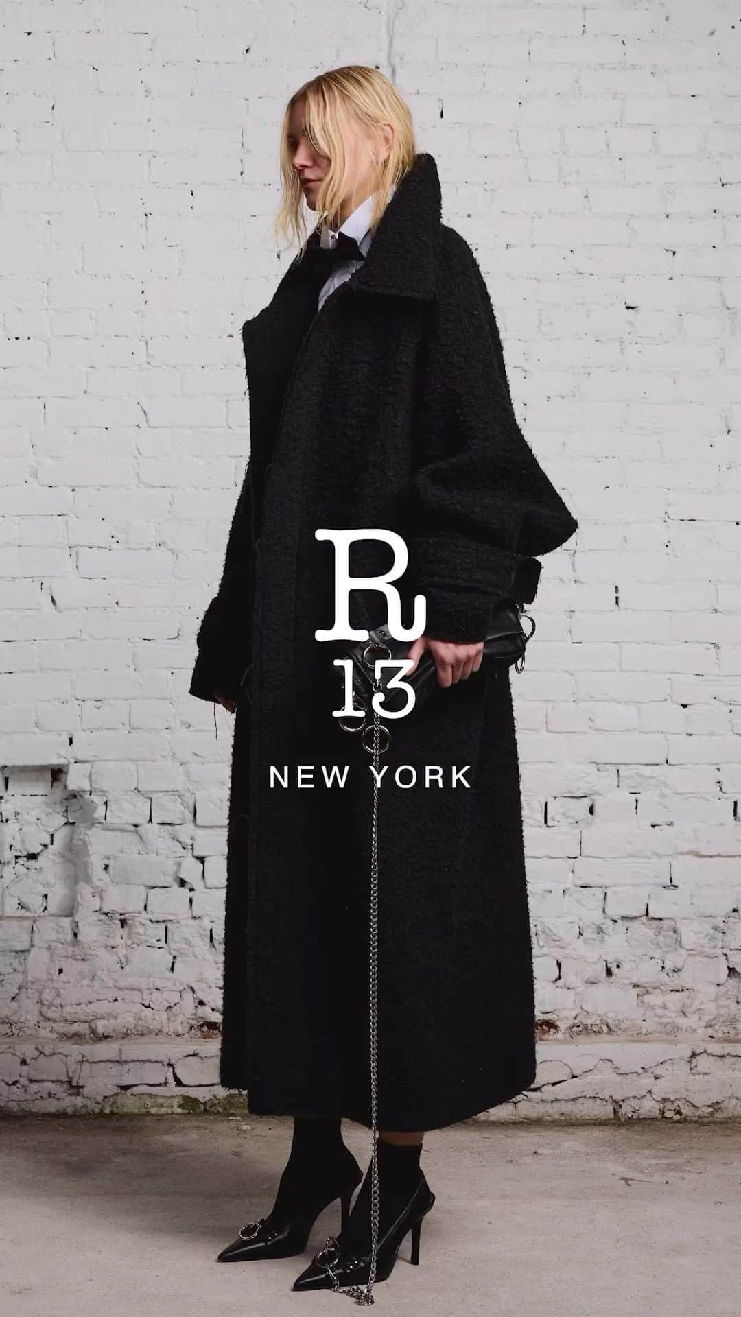 アールサーティーンのインスタグラム：「Jumbo coats will not be contained.  Available in store and online  #r13 #r13denim #fw23」