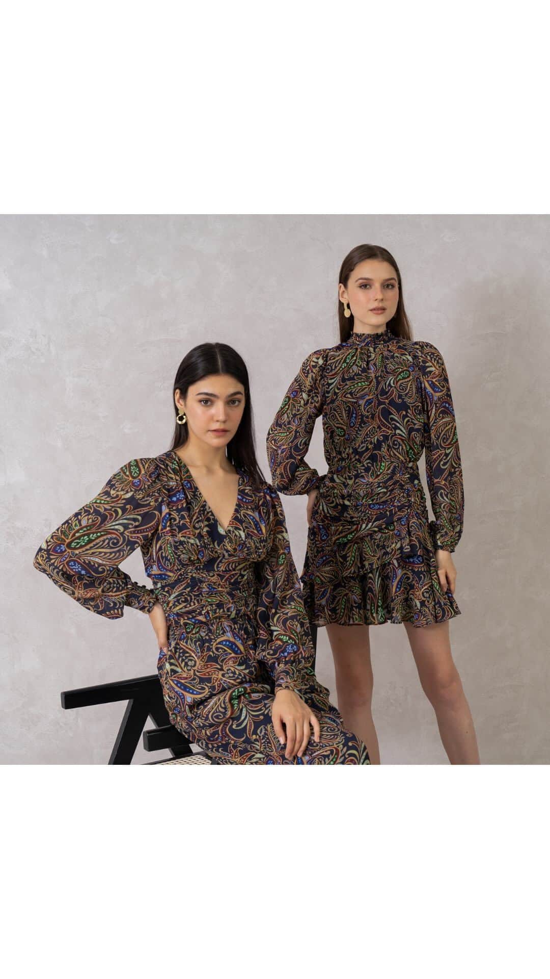 ユミキムのインスタグラム：「From brunches to weekend events, our pretty paisley styles have got you covered.  #prettypaisley #paisleyprint #ootd #fashionstyle」