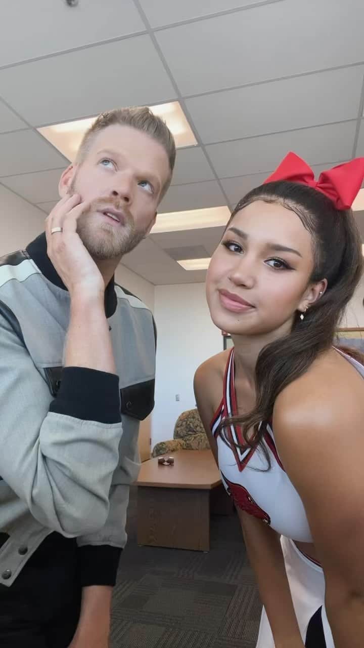 スコット・ホアイングのインスタグラム：「I got to live my actor dreams in High School Musical: The Musical: The Series Season 4!! It was THE MOST FUN EVER and the entire cast, crew, HSM fam was beyond welcoming and sweet!! AHHH! Thank you @timfederle for bringing me into your genius world and making it such a fulfilling, beautiful experience! & (thank you  for dancin with me @sofiawylie <3)」