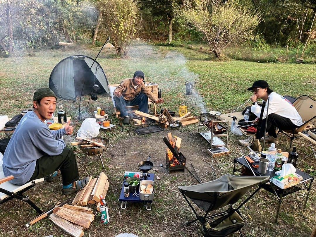 ホリエアツシさんのインスタグラム写真 - (ホリエアツシInstagram)「#四絃キャン でしたな🏕️」11月15日 9時36分 - a.horie