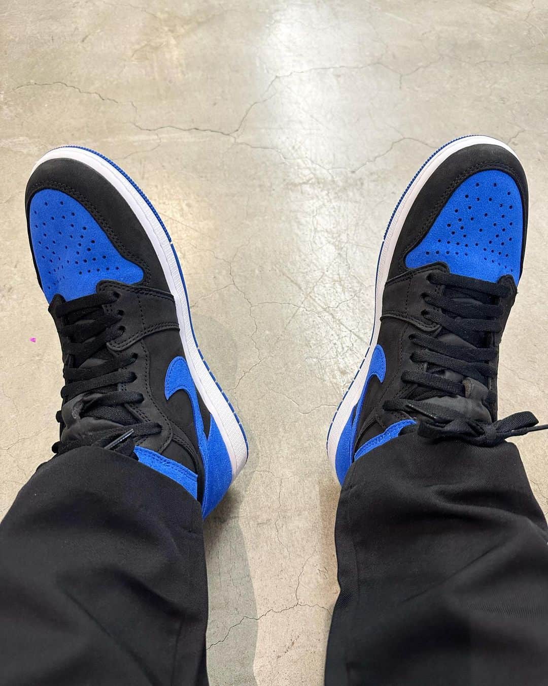 三田真一さんのインスタグラム写真 - (三田真一Instagram)「Nike Air Jordan 1 Retro High OG “Royal Reimagined”  ロイヤルカラーのヌバック＆スウェード最高！  @nike  @jumpman23」11月15日 15時12分 - mitershinichi