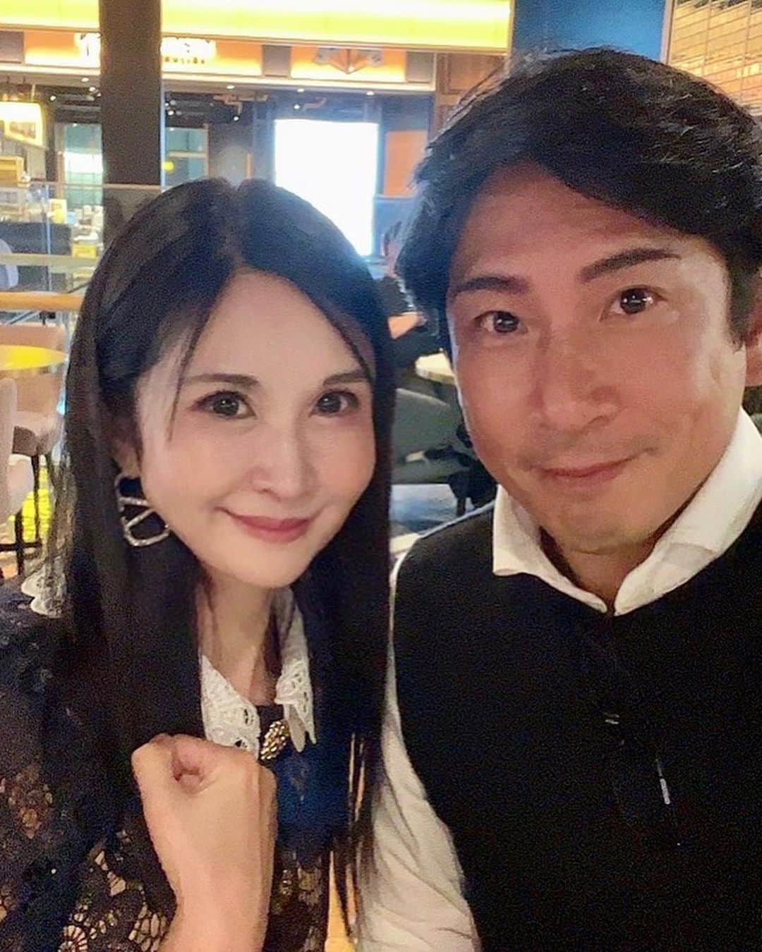 越野矢素子さんのインスタグラム写真 - (越野矢素子Instagram)「『誉会』 @homare_golf  誉さんの人柄、人徳を現した会✨ 恵子さんと一緒に参加させて頂きました。 @hairmakelan5921  久しぶりの夜遊び🤭」11月15日 10時02分 - loversyaso