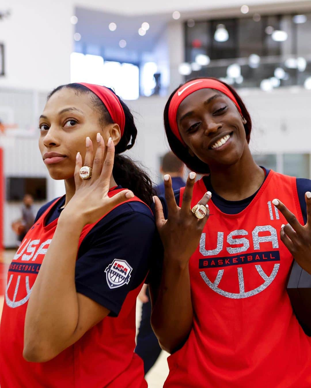 USA Basketballさんのインスタグラム写真 - (USA BasketballInstagram)「Bling for the World Champions!  Members of the 2022 🇺🇸 #USABWNT World Cup Team were presented their @baronchampionshiprings!   💍 #baronrings」11月15日 10時35分 - usabasketball