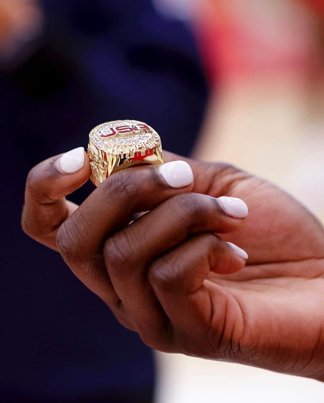 USA Basketballさんのインスタグラム写真 - (USA BasketballInstagram)「Bling for the World Champions!  Members of the 2022 🇺🇸 #USABWNT World Cup Team were presented their @baronchampionshiprings!   💍 #baronrings」11月15日 10時35分 - usabasketball