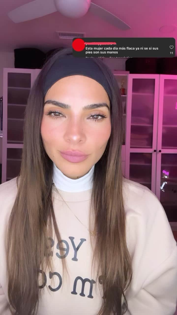 アレハンドラ・エスピノーザのインスタグラム：「Jamás podremos controlar la mala intención de la gente en las redes pero SI como nos sentimos cuando los leemos ✨」