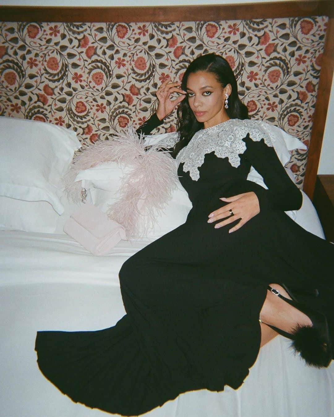 ミスティー・コープランドのインスタグラム：「🖤🕯️」