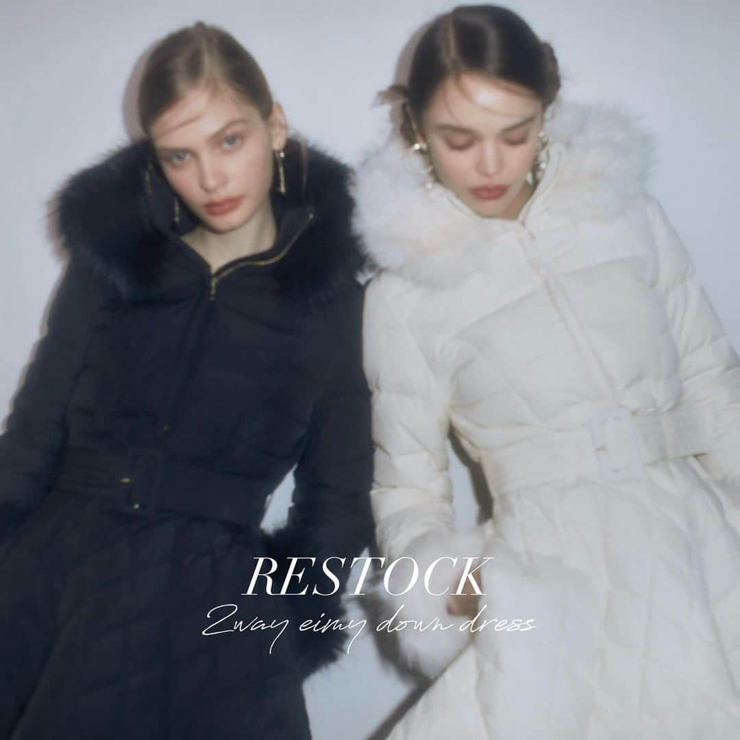 eimy istoireのインスタグラム：「RESTOCK❄️ 皆さまからのリクエストにお応えして “2WAY EIMY DOWN DRESS”が再入荷しました♡  ONLINE STOREは @eimyistoire_official  プロフィールのTOPにあるURLよりご覧ください🛒  #eimyistoire #eimy_snap #eimy_ootd  #eimy」