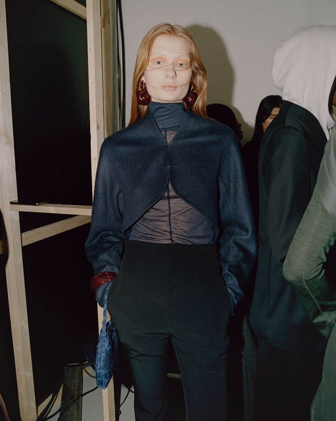 黒河内真衣子のインスタグラム：「Silk Cashmere Bolero Jacket paired with Hybrid Yarn Wool Jersey High Neck Top - photographed at the backstage of @parisfashionweek by @picpicpiczo   #mamekurogouchi」
