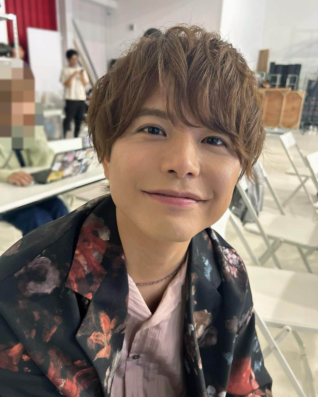 仲村宗悟さんのインスタグラム写真 - (仲村宗悟Instagram)「. 「NOTE」MVオフショット📸（スタッフ）  #仲村宗悟変身  #ときどき1しゅうご」11月16日 0時22分 - nakamura_shugo_official