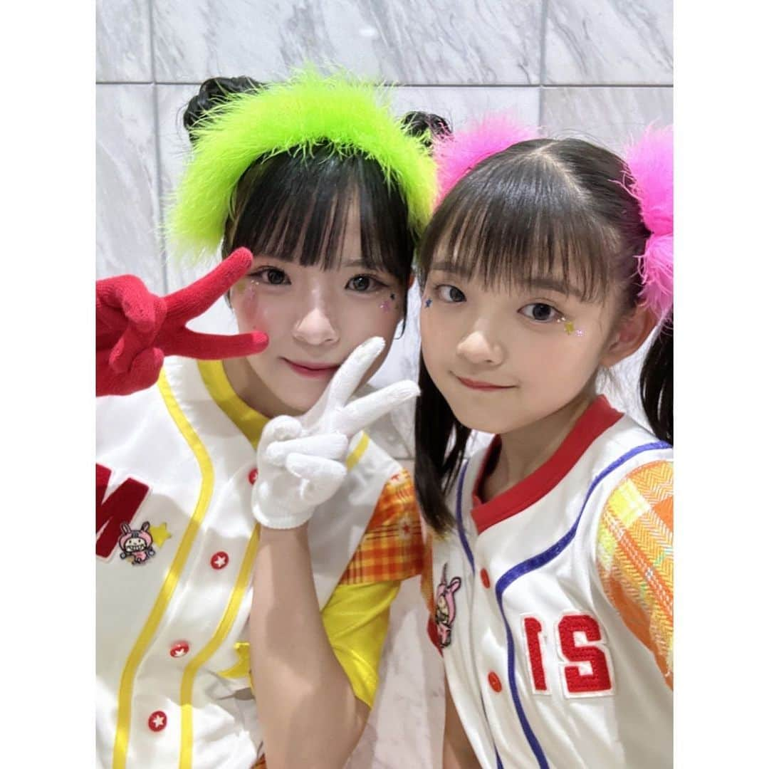 ANGERMEさんのインスタグラム写真 - (ANGERMEInstagram)「こんばんは！#松本わかな です🙉  『テレ東60祭！ミュージックフェスティバル2023～一生聞きたい！昭和・平成・令和ヒット曲100連発～』  #矢口真里 さん、#辻希美 さん、#豫風瑠乃 ちゃんと、ミニモニ。として、「ミニモニ。ジャンケンぴょん！」を披露させていただきました！  ピンクのシュシュにツインテールの#松本わかな です！🤗  楽しかったぁ〜！！！  ありがとうございましたー！🥰🥰🥰  #ANGERME #アンジュルム #テレ東60祭Mフェス」11月15日 22時51分 - angerme_official