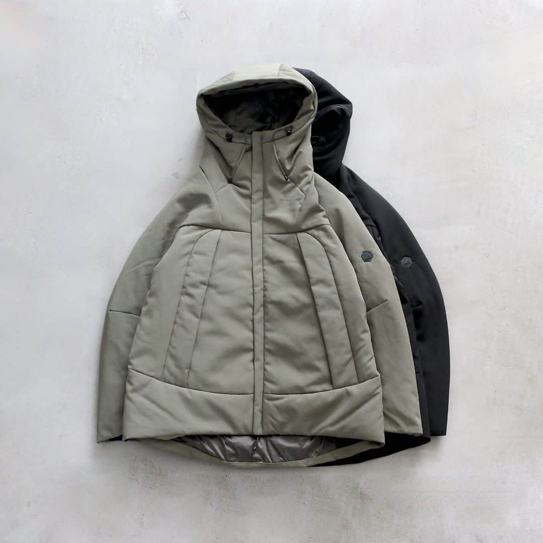 wonder_mountain_irieさんのインスタグラム写真 - (wonder_mountain_irieInstagram)「_ LANTERN / ランタン “HEATING HOODED BLOUSON” ¥ 52,800- _ 〈online store / @digital_mountain〉 https://www.digital-mountain.net  _ 【オンラインストア#DigitalMountain へのご注文】 *24時間受付 *14時までのご注文で即日発送　 tel：084-973-8204 _ We can send your order overseas. Ordering procedure details can be found here. >>http://www.digital-mountain.net/html/page56.html  _ #LANTERN #ランタン _ 実店舗：@wonder_mountain_ #WonderMountain  〒720-0033  広島県福山市船町2-23 JR 「#福山駅」より徒歩10分 #ワンダーマウンテン #japan #hiroshima #福山 #福山市 #尾道 #倉敷 #鞆の浦 WOMEN/GOODS： @hacbywondermountain _」11月15日 22時52分 - wonder_mountain_