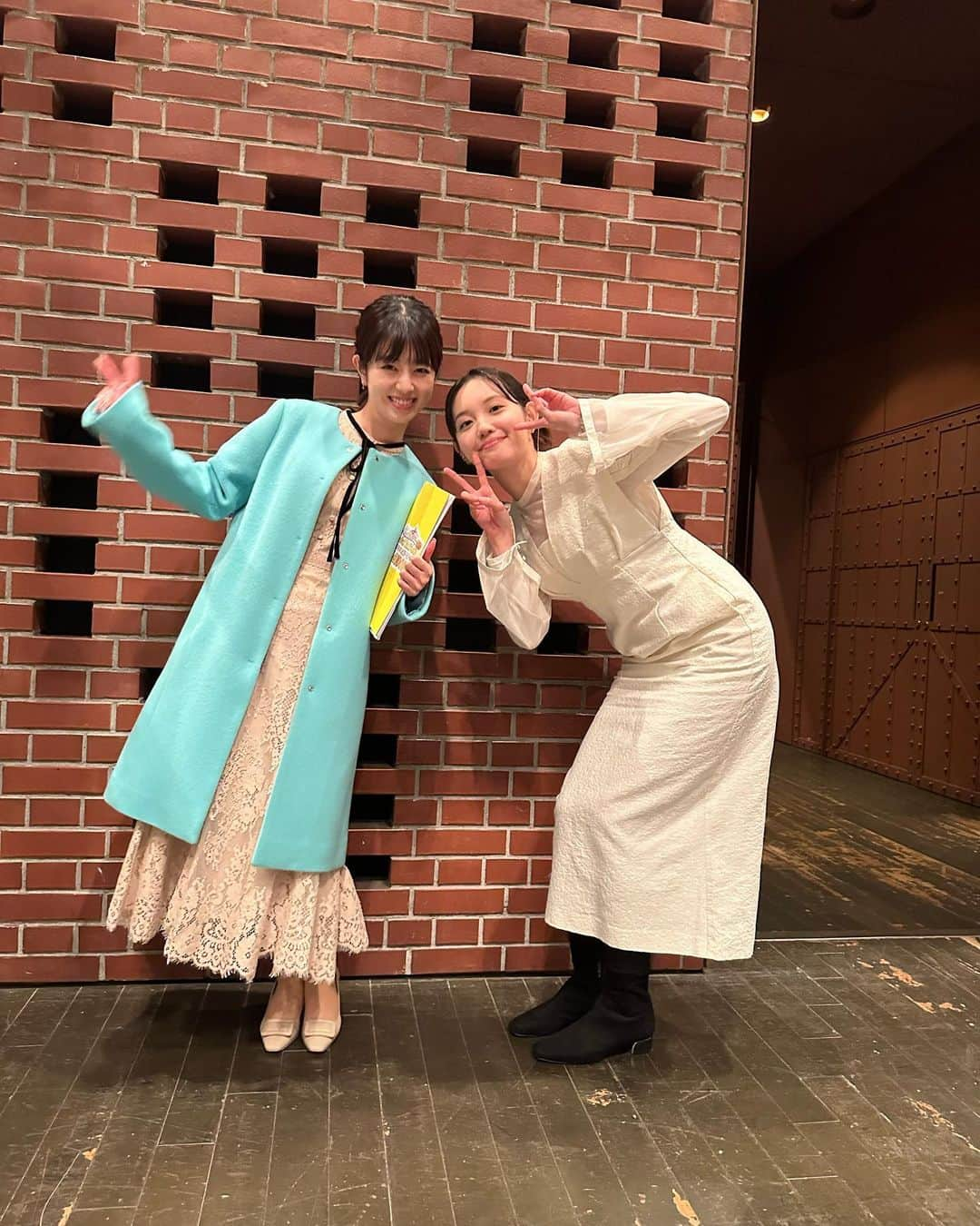 中根舞美さんのインスタグラム写真 - (中根舞美Instagram)「・ テレ東60祭ミュージックフェス2023 ありがとうございました！  イベントはまだまだ続くので ぜひみなさん横浜赤レンガ倉庫にいらしてください🫶🏻 . . . 衣装 コート:NOLLEY'S ワンピース:CELFORD ピアス:ete  #nolleys  #celford  #ete #テレ東60祭  #横浜赤レンガ倉庫  #テレビ東京」11月15日 23時05分 - mami_nakane_tx