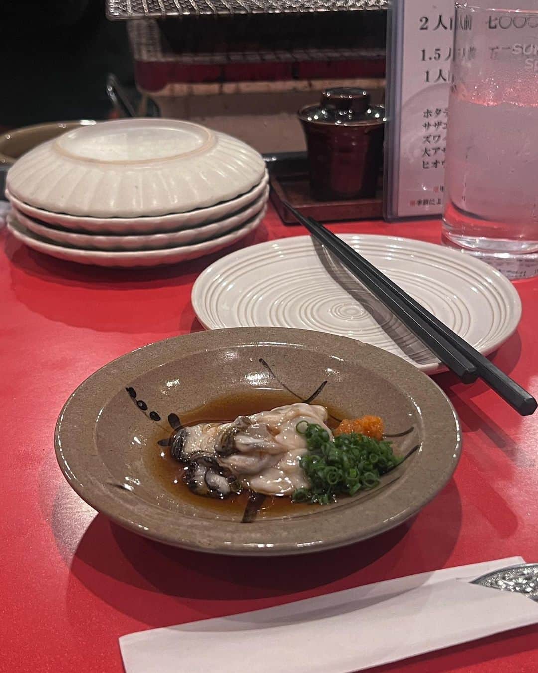 濱田杏奈さんのインスタグラム写真 - (濱田杏奈Instagram)「#今日のつやぁ   結局美味しいのはどこ行ってもお米なんだよな🫰🏻🍙 たくさん飲んで食べて幸せすぎた夜🍺  _」11月15日 23時17分 - hamada_out