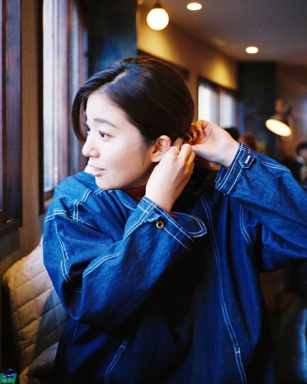 杏沙子さんのインスタグラム写真 - (杏沙子Instagram)「寒い日のカフェ」11月15日 23時24分 - asako.ssw