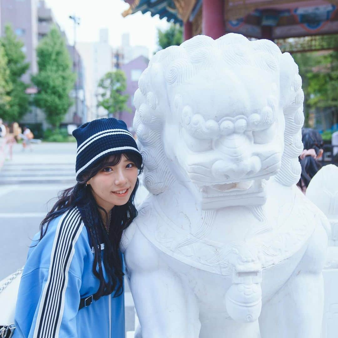 ぬーんさんのインスタグラム写真 - (ぬーんInstagram)「Yokohama!!!!! . . . .  .  #yokohama #中華街 #chinatown #fashion #date #food #japan #japanese #girl #셀카 #셀스타그램 #올블랙코디 #올블랙패션 #무채색코디 #공주병 #自拍 #点攒 #网红#code  #lovely #y2k #y2kfashion #love #攝影 #人像攝影」11月15日 23時42分 - yukino_snow1211