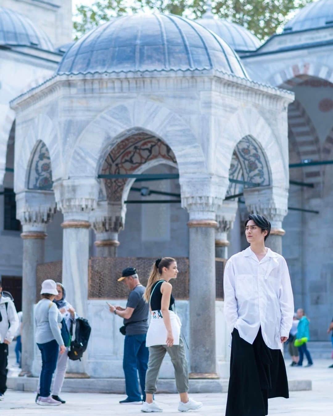 中村隼人さんのインスタグラム写真 - (中村隼人Instagram)「日本とトルコの文化交流に向けてトルコを訪問した際に、週刊文春さんにグラビア取材して頂きました。 11月16日発売号に掲載です！ #中村隼人 #トルコ #cappadocia  #ayasofya  #bluemosque」11月15日 23時56分 - 1130_nakamurahayato