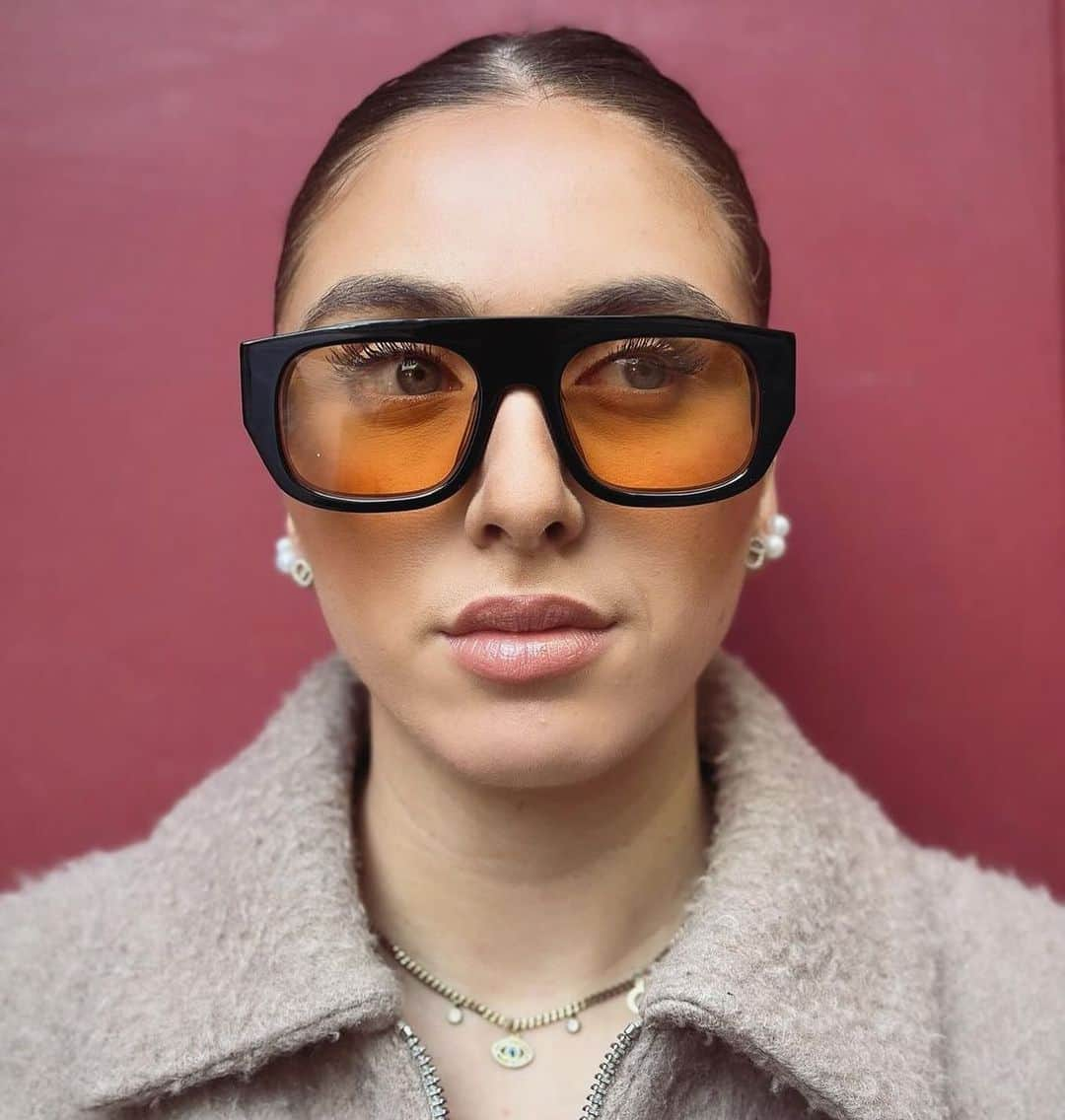 ティエリー ラスリーさんのインスタグラム写真 - (ティエリー ラスリーInstagram)「the THIERRY LASRY “MONARCHY” sunglasses in black acetate w/ orange lenses 📸 : @eyeshowmarais #thierrylasry」11月15日 23時59分 - thierrylasry