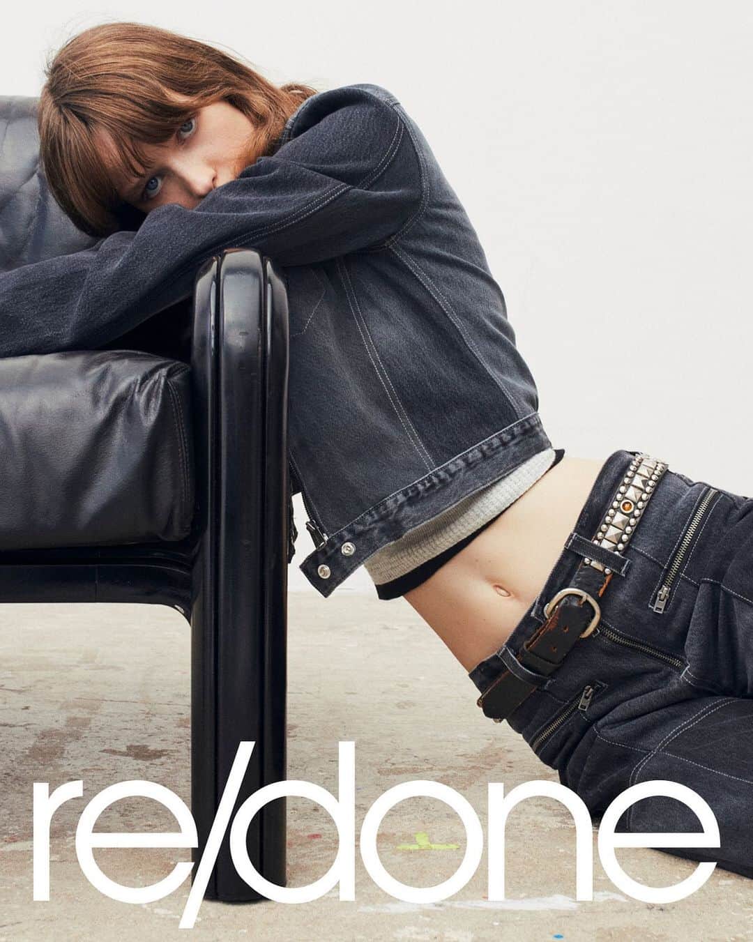 RE/DONEのインスタグラム：「Over 200,000 Levi’s upcycled and counting. Take a sneak peek at Winter 2023’s upcoming reconstructed Moto styles.  ⠀⠀⠀⠀⠀⠀⠀⠀⠀ Talent: @joanne.zijlstra Photographer: @mariathornfeldt @louisethornfeldt Creative Agency: @ljbtnstudio​​​​​​​​​​​​​​​​ Stylist: @lolitajacobs​​​​​​​​​​​​​​​​ Makeup: @_celinemartin_  Hair stylist: @yoannfernandez Casting Director: @arthurmejean  Production: @arthuretphilippine」