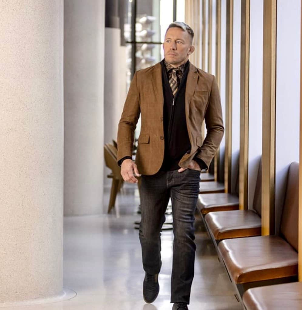 ジョルジュ・サンピエールのインスタグラム：「Whatever you're trying to achieve, you need to make sure you're DOING THE WORK that will empower you to CONFIDENTLY move toward that goal.」
