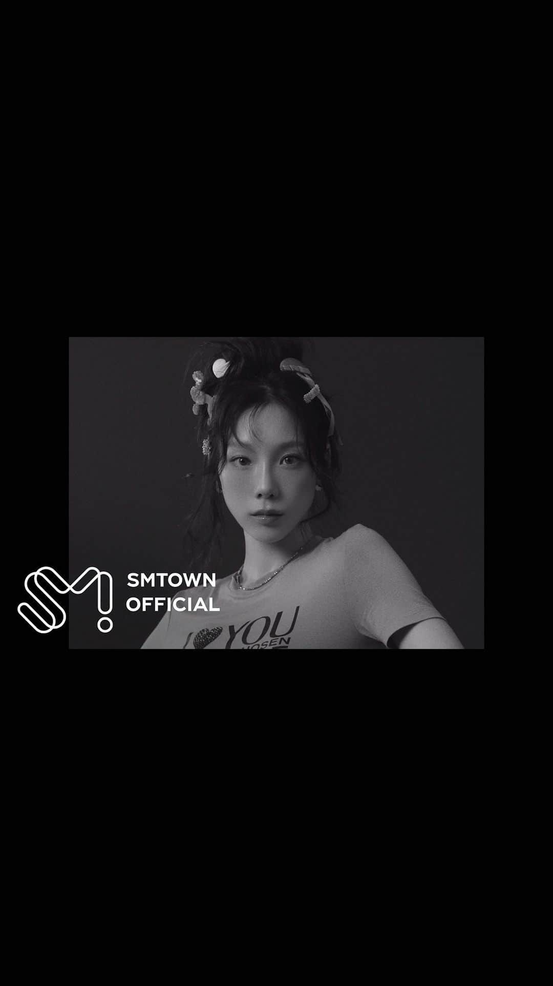 SMエンターテインメントのインスタグラム：「TAEYEON 태연 'To. X' Highlight Clip #1 Fabulous  https://youtu.be/PPsJ4sWXddE  TAEYEON 태연 The 5th Mini Album ‘To. X’  🎧 2023.11.27 6PM KST  💿 Pre-Order & Pre-Save  https://taeyeon.lnk.to/to.x  #태연 #TAEYEON @taeyeon_ss @taeyeon.smofficial @girlsgeneration  #ToX #TAEYEONToX #소녀시대 #GirlsGeneration」