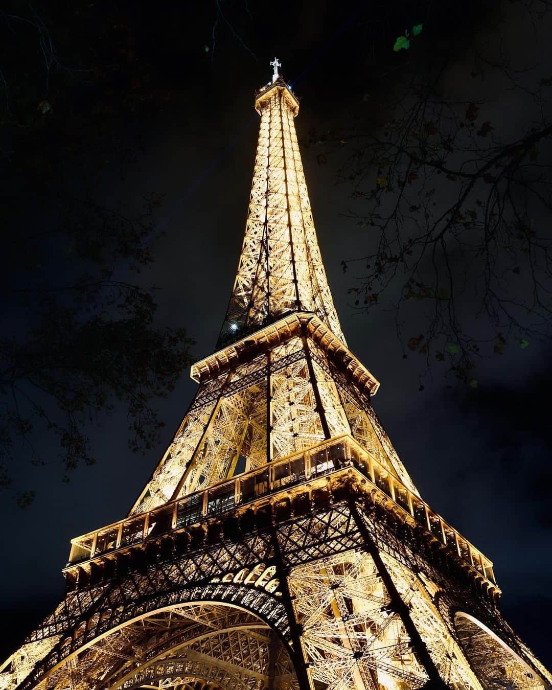 ドギョムのインスタグラム：「Eiffel Tower」