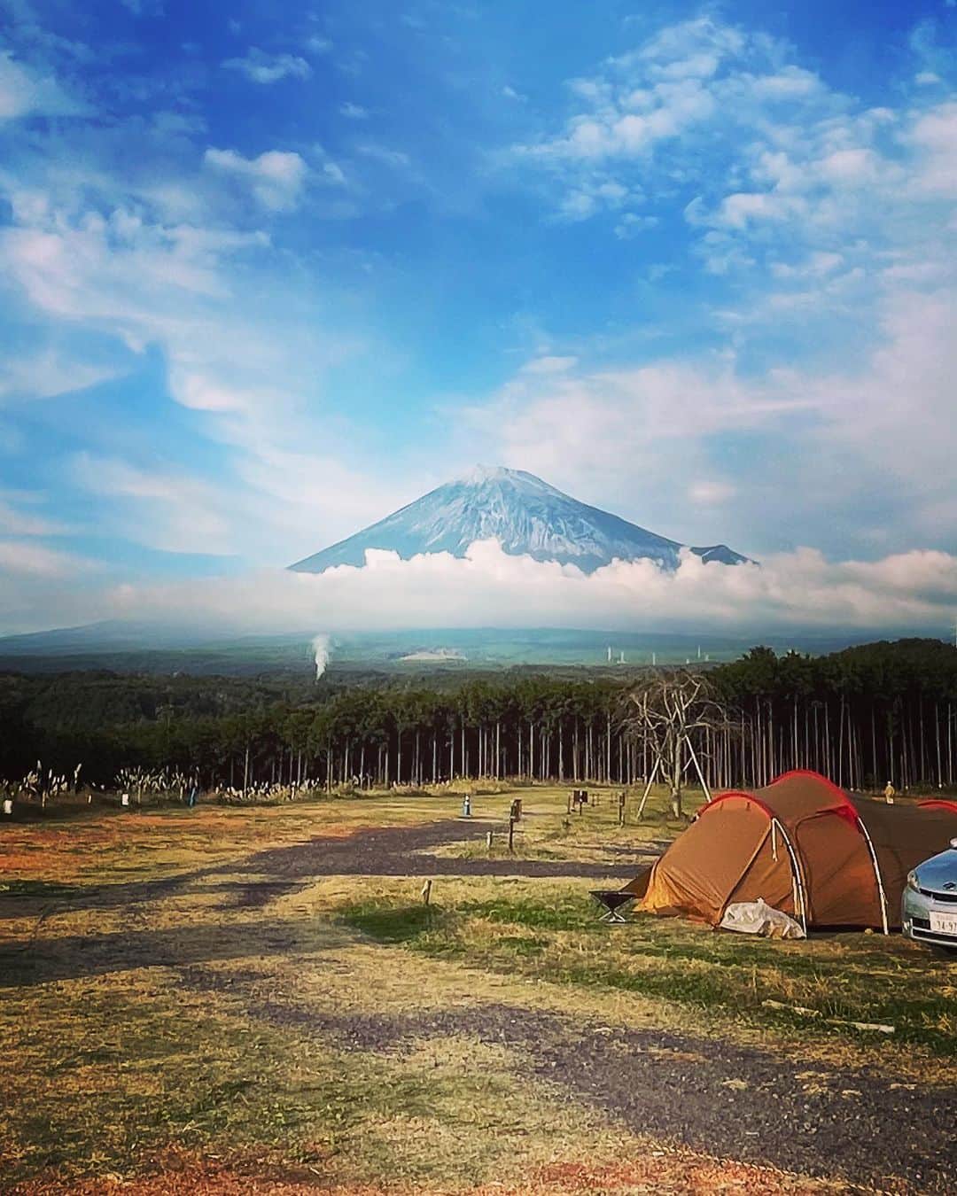 大和一孝さんのインスタグラム写真 - (大和一孝Instagram)「嘘みたいな富士山」11月15日 15時36分 - yamato_kazutaka