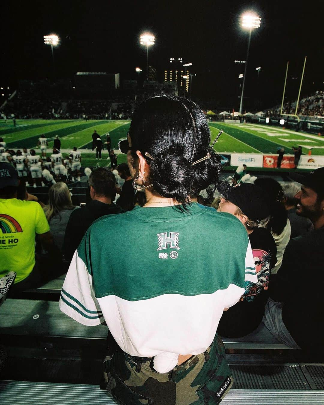 インフォメーションさんのインスタグラム写真 - (インフォメーションInstagram)「University of Hawai’i x In4mation Hawai’i 50 Raglan & Foam Shaka ⁣  Dropping tomorrow November 15th 8am Hst  Photo @bretfromhi  Model @angelicaajoyy   www.in4mation.co」11月15日 16時07分 - in4mation_