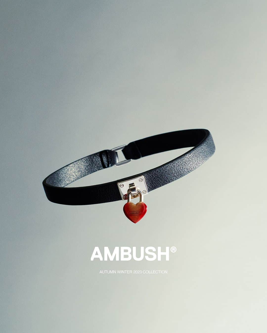 AMBUSHのインスタグラム：「#AMBUSH HEART PADLOCK CHOKER and PADLOCK BRACELET are the latest styles with our classic heart-shaped padlock motif.   Find it at our WEBSHOP and WORKSHOP in new FIRE RED and SILVER/GOLD colors, complete with soft leather straps.」