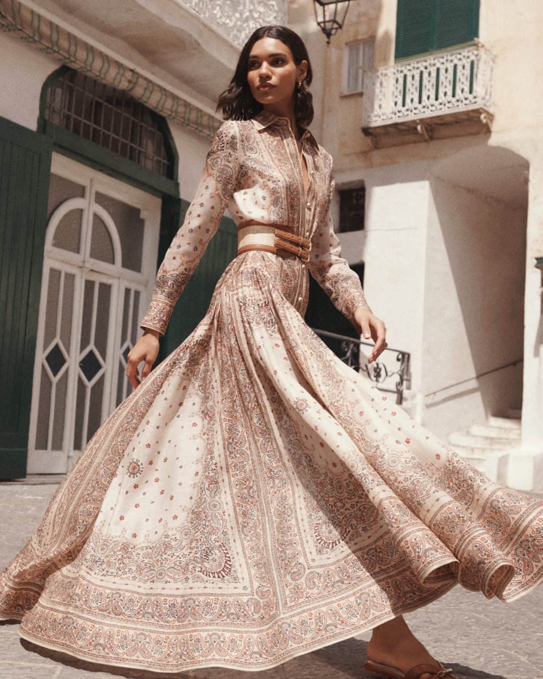 のインスタグラム：「Wanderlust: The Matchmaker Shirt Dress from our latest Ready-to-Wear collection. Shop the look and explore new season arrivals in stores and online. #ZimResort24 #zimmermann」