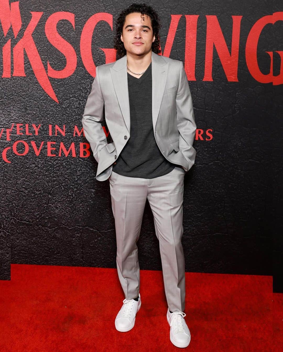 Just Jaredさんのインスタグラム写真 - (Just JaredInstagram)「Addison Rae joined co-stars Nell Verlaque, Milo Manheim, Jalen Thomas Brooks and Rick Hoffman at the LA premiere of their movie “Thanksgiving,” along with director Eli Roth. Head to JustJared.com to see more photos! #AddisonRae #NellVerlaque #MiloManheim #JalenThomasBrooks #RickHoffman #EliRoth #ThanksgivingMovie Photos: Getty」11月15日 16時37分 - justjared