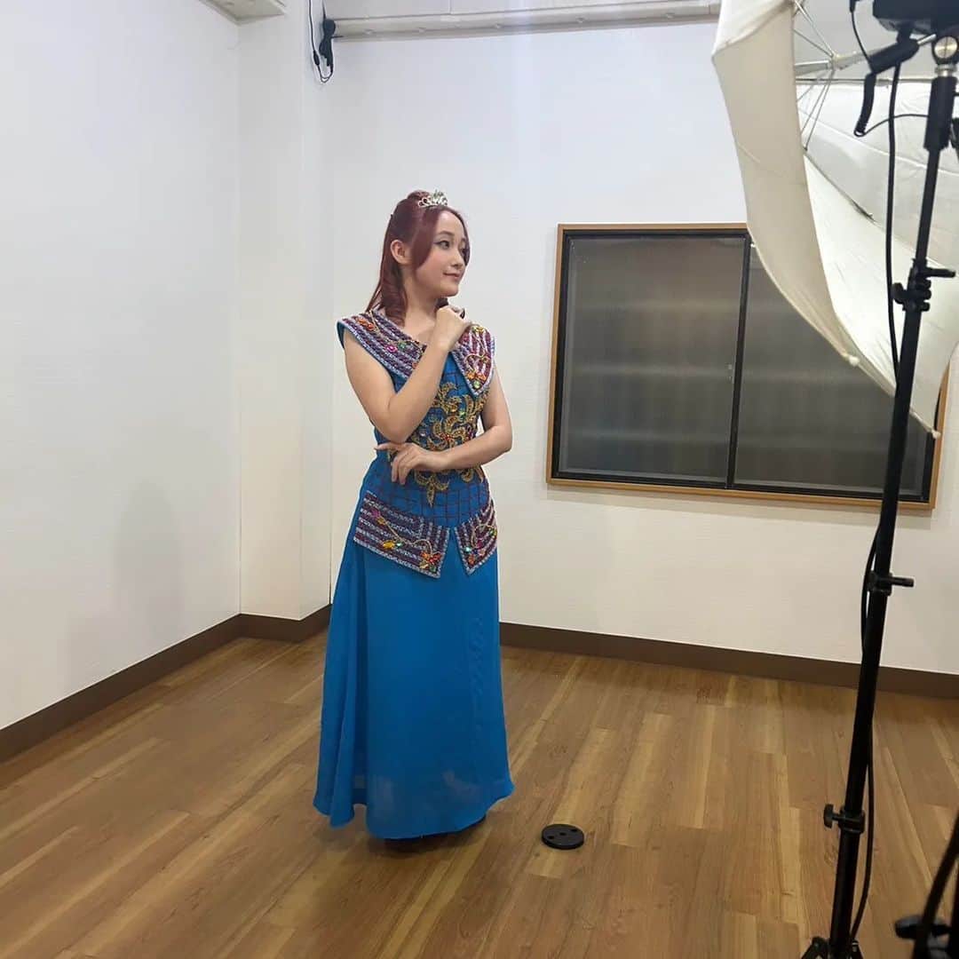 相川結のインスタグラム：「#タイラーF大阪 ビジュアル撮影オフショット🫶」