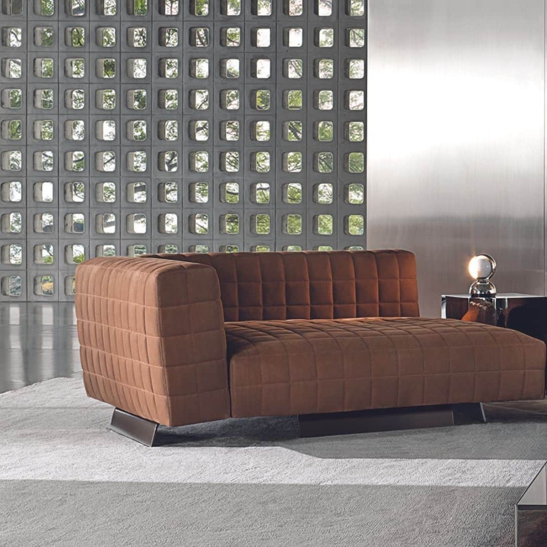 Minotti Londonさんのインスタグラム写真 - (Minotti LondonInstagram)「Designed by @rodolfodordoni, Twiggy is the new family of seats that stands out for its ability to revolutionise living spaces with an unprecedented idea of timeless beauty. Twiggy presents itself with different elements, always distinguished by Minotti's sophisticated sartorial taste.  The family originated as a single armchair in the Small, Large and Deep versions, with and without armrests, but embellished with stitching that reveals the depth of the brand's manufacturing know-how combined with its great ability to make even the most sculptural seats extremely comfortable.  Tap the link in our bio to explore the Twiggy Chairs.  #minotti #twiggy #rodolfodordoni #madeinitaly #seatingsystem #familyofseats #interiordesign #designlover #indoor #furniture」11月15日 16時59分 - minottilondon