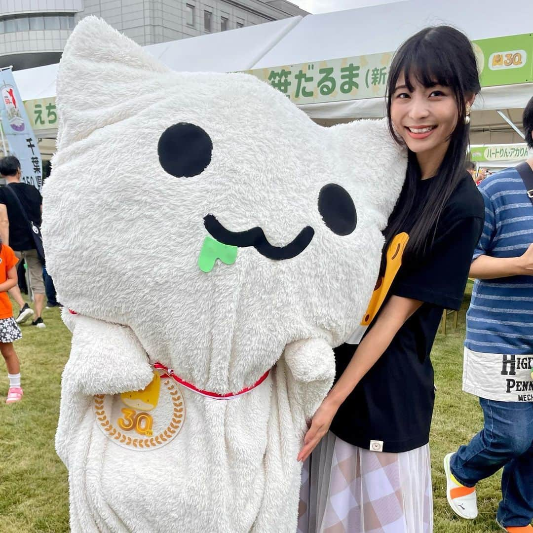 寺嶋由芙さんのインスタグラム写真 - (寺嶋由芙Instagram)「【埼玉県狭山市　にゃーちゃ、】 にゃーちゃ、がノーマルにゃーちゃ、の時会えるのむしろ貴重みたいになってきた(ﾟωﾟ) コスプレが得意なかわいい猫だよ(ﾟωﾟ)狭山茶こぼしてるのもかわいい(ﾟωﾟ) ・ #ご当地キャラカーニバル #ぐんま #ぐんまちゃん #ぐんまちゃん30周年 #ゆるキャラ #ご当地キャラ #アイドル #yuruchara #idol #japaneseidol  #埼玉県 #狭山市 #にゃーちゃ、」11月15日 17時14分 - yufu_terashima