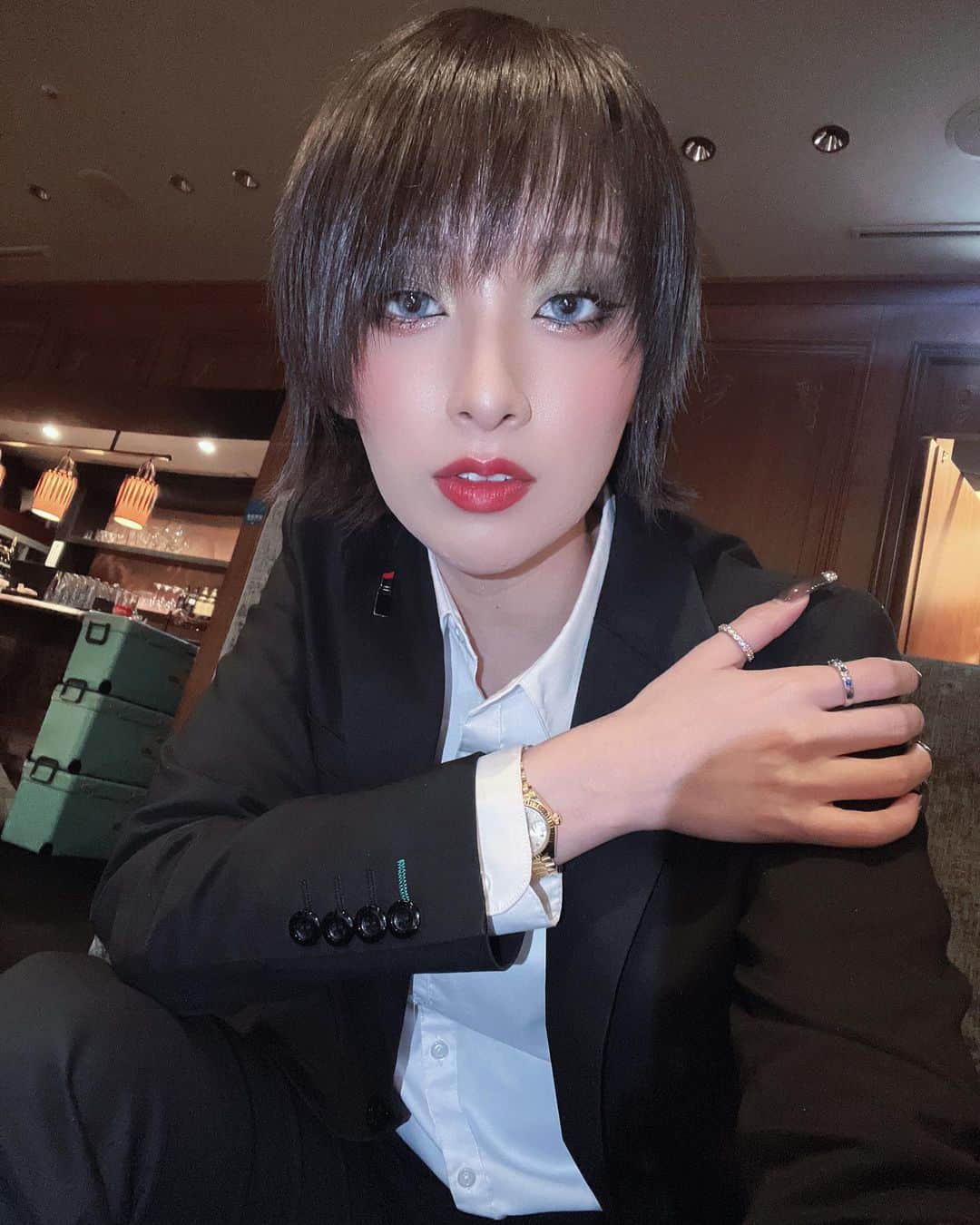 雅まことのインスタグラム：「🥶」