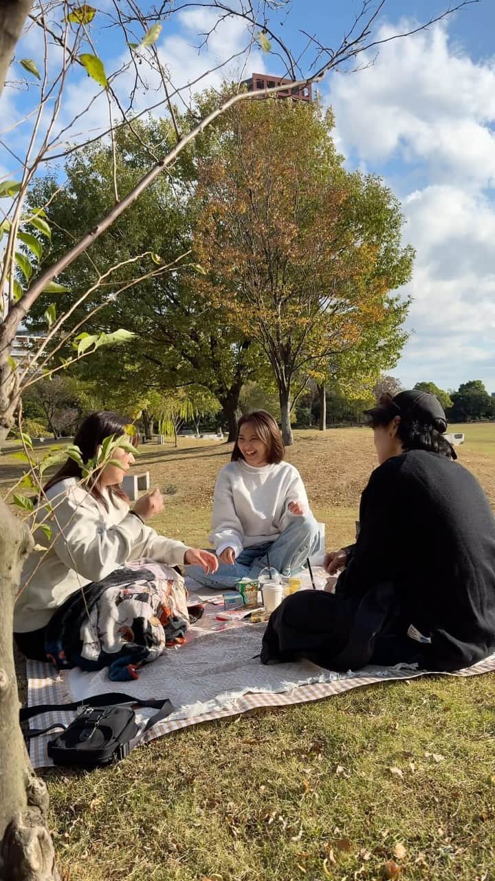 のインスタグラム：「友達の存在って時が経つほどに大きいよね。  美味しいもの食べて喋るそれだけで最大に幸せ。  九州って最高✨  #最後幸せ溢れ出た #筥崎鳩太郎商店 #happily #アイランドシティ中央公園  #福岡　#福岡グルメ　#箱崎グルメ #箱崎ランチ　#福岡旅行 #福岡観光」
