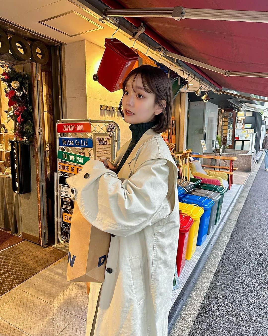 青戸しののインスタグラム：「クリスマスグッズ沢山あって可愛かった…🎄」