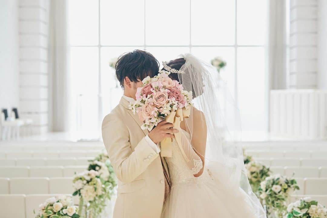 アルマリアンFUKUOKA　公式のインスタグラム：「チャペルでの一枚...♡」