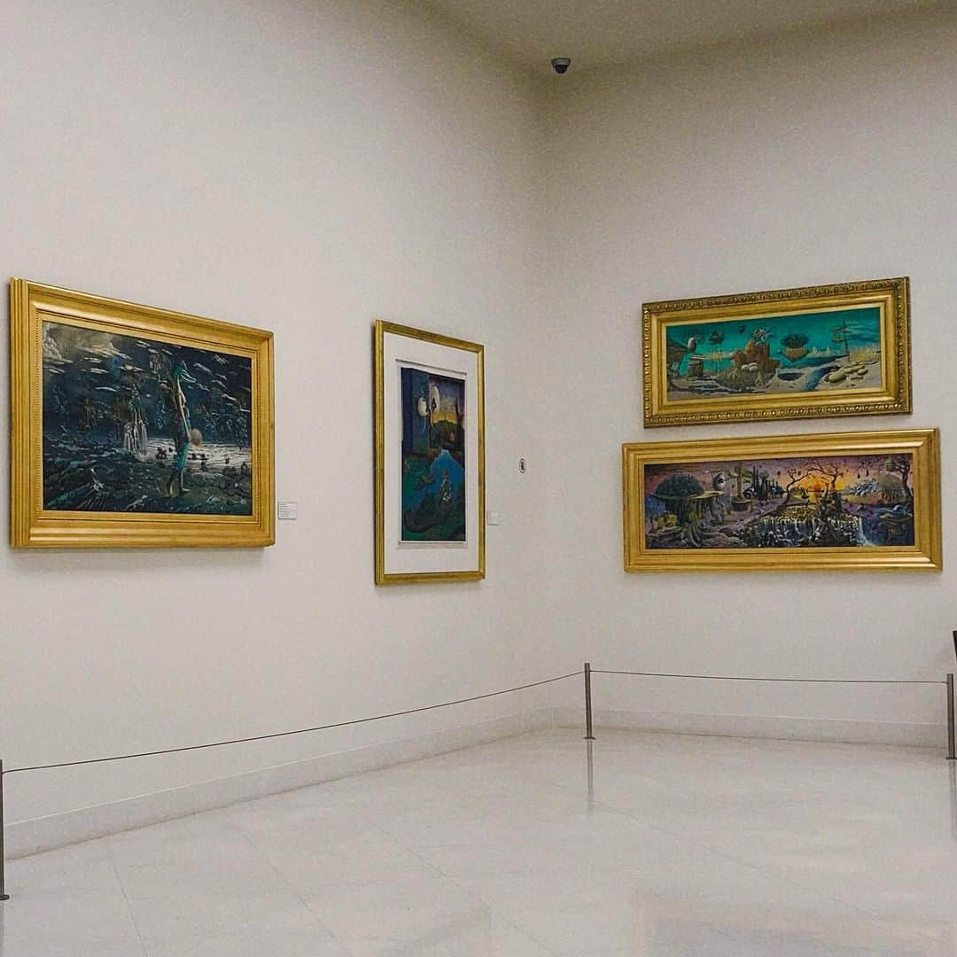 ローレン・ヤングさんのインスタグラム写真 - (ローレン・ヤングInstagram)「Museum day 👀」11月15日 18時12分 - lo_young