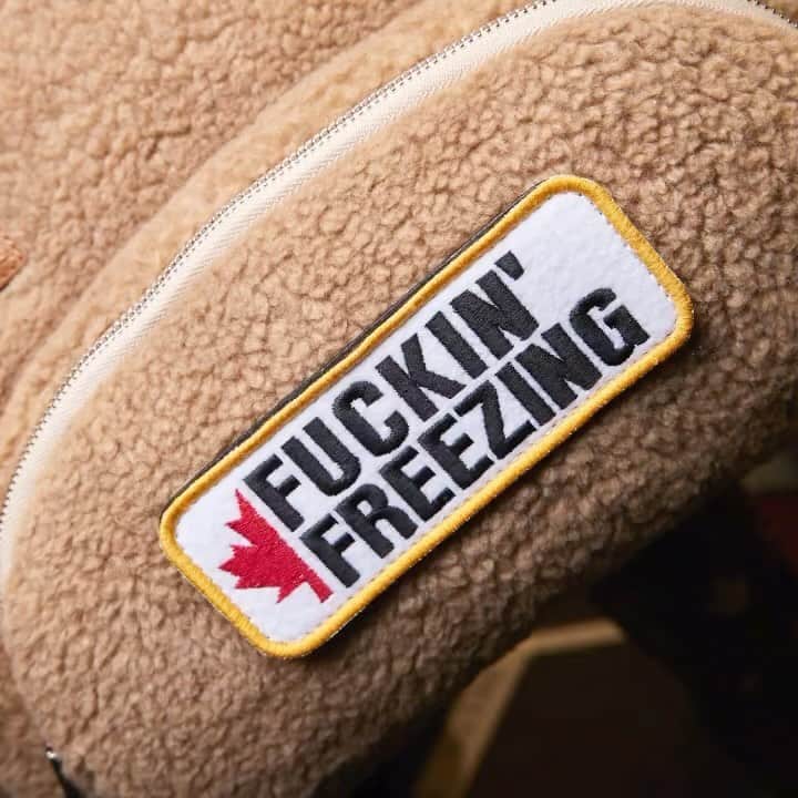 ディースクエアードのインスタグラム：「Feelin’ cold yet? 🧊   #DSQUARED2」