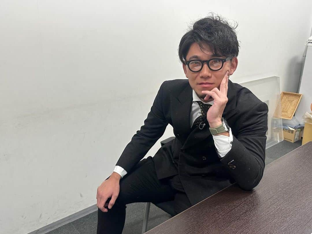 伊藤将司さんのインスタグラム写真 - (伊藤将司Instagram)「newsおかえりに生放送してきました！  #ABCテレビ #newsおかえり #さや香さん」11月15日 18時33分 - masashiiim0508