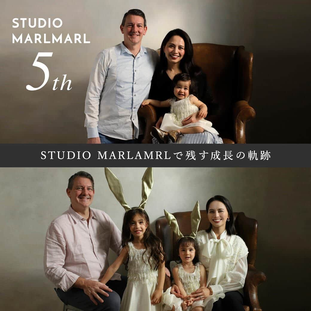 MARLMARL（マールマール）のインスタグラム：「＼STUDIO MARLMARL丸の内店も5周年／ ⁡ STUDIO MARLMARL丸の内店も2023年11月で5周年を迎えます。  ⁡ これまでたくさんのご家族様にご来店いただき、撮影を通じて成長を映し出すお手伝いをさせて頂きました。 ⁡ オープンから現在まで、5年の間でSTUDIO MARLMARLにお越し頂いた3家族の軌跡をフィーチャーする特集企画を公開します。 ⁡ ⁡ -投稿画像のご家族エピソードを少しだけ🗣️- ⁡ 初来店は2018年のSTUDIO MARLMARLがオープン後すぐ。上の子がまだ1歳で3人家族だったとき。 ⁡ 人見知りで涙ぐみながら撮影した日から5年の月日が流れて家族も増え、1人でちょこんと座っていた椅子に今では妹さんと一緒に仲良く座って… ⁡ 3家族の成長のカタチを追った特集ページは、@studio_marlmarl のハイライトをチェック☑️ ⁡ また、5周年を記念して人気の投影PROPSに新しいデザインも登場します📸(写真4枚目参照) ⁡ 5周年を迎えて更にパワーアップしたSTUDIO MARLMARLに是非遊びに来てくださいね。 ⁡」