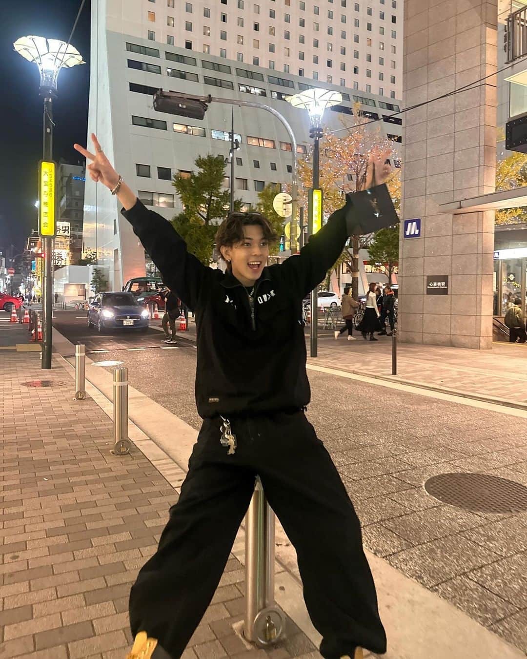 久保田燦さんのインスタグラム写真 - (久保田燦Instagram)「大阪満喫してます🤤 YouTube撮影協力してくれた子達ありがとう🫶🏻」11月15日 18時46分 - ku_sanza08