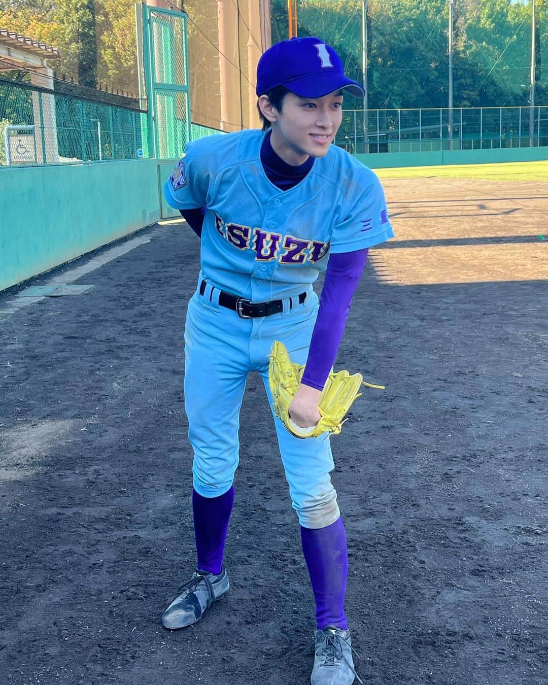 下剋上球児のインスタグラム：「⚾️🧢  第6話登場、新キャスト情報💥  越山高校に立ちはだかる相手チーム:椎野役で 松本怜生 さんの出演が決定✨✨  彼にはなんだか山住先生と秘密がありそうで... ザン高野球部に波乱を巻き起こすー？！  どうなるザン高野球部！！  #tbs #日曜劇場 #下剋上球児 #11月19日よる9時第6話放送💥」