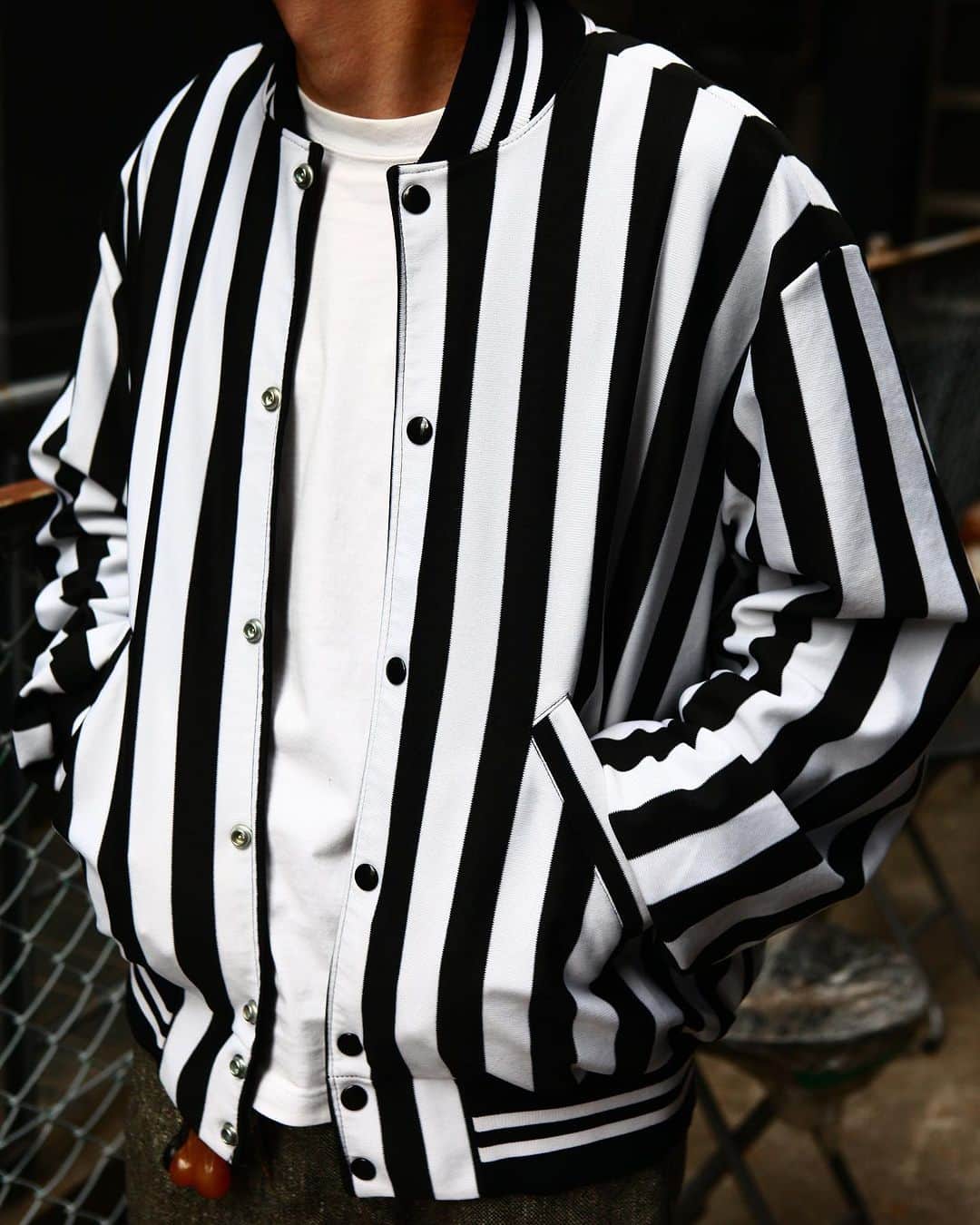 vostokさんのインスタグラム写真 - (vostokInstagram)「Jacket：80s HARU-AL Reversible Referee Jacket USA製  model：173cm  細かい詳細は https://vostok.base.shop に掲載  #古着#vostok#forsale#vintage#vintagefashion#vintagestyle#usedclothing」11月15日 19時35分 - vostok_1jp