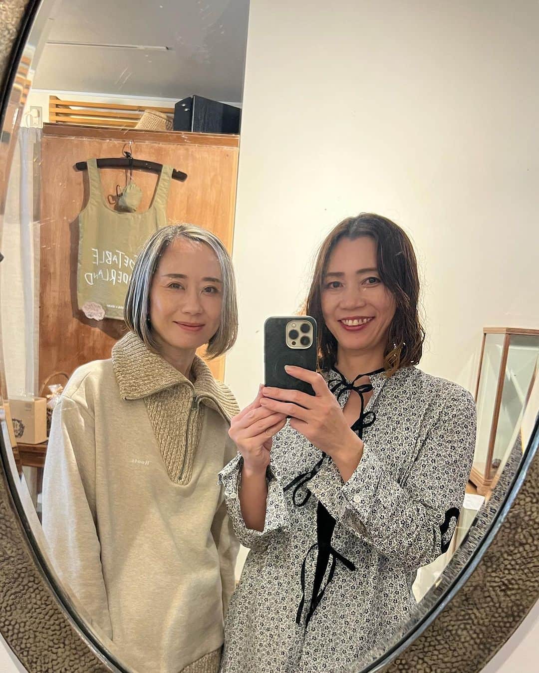レイチェル・チャンさんのインスタグラム写真 - (レイチェル・チャンInstagram)「2年10ヶ月ぶりにヘアドネーションのために髪を切りました。 It took me 2 years 10 months to donate my hair again! Thank you Chiyuki-san✨  #hairdonation #ヘアドネーション #japanhairdonationandcharity」11月15日 19時45分 - rachelchanjpn